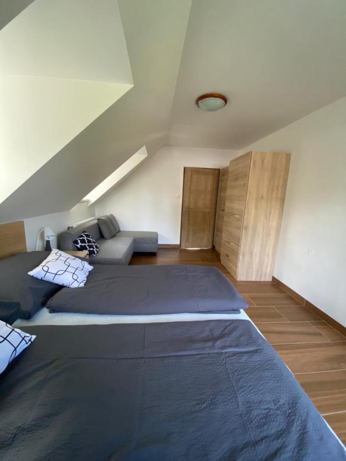 Apartman 430 데슈트네 프 오를리츠키흐 호라 외부 사진